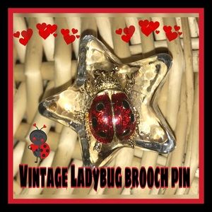 Vintage gold enamel ladybug 🐞 brooch pin